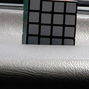 Meet your Posher, Lino